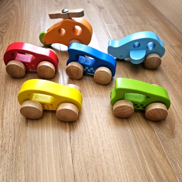 Hape Wooden Toy Vehicles Bundle - Picture 1 of 13